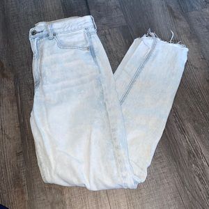 American Eagle mom jeans